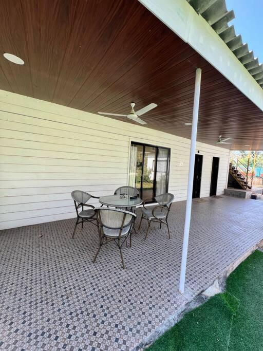 Verandah Aangan The 1bedroom-kitchen Villa Mumbai